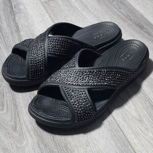 Crocs Sloane Embellished Cross Strap Black Slide Sandals Womens Size 11